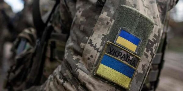 У Полтаві військового судять за ножові поранення товариша по службі: обвинувачений заявляє про самооборону