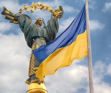 Париж і Стокгольм готують допомогу Україні у повітрі