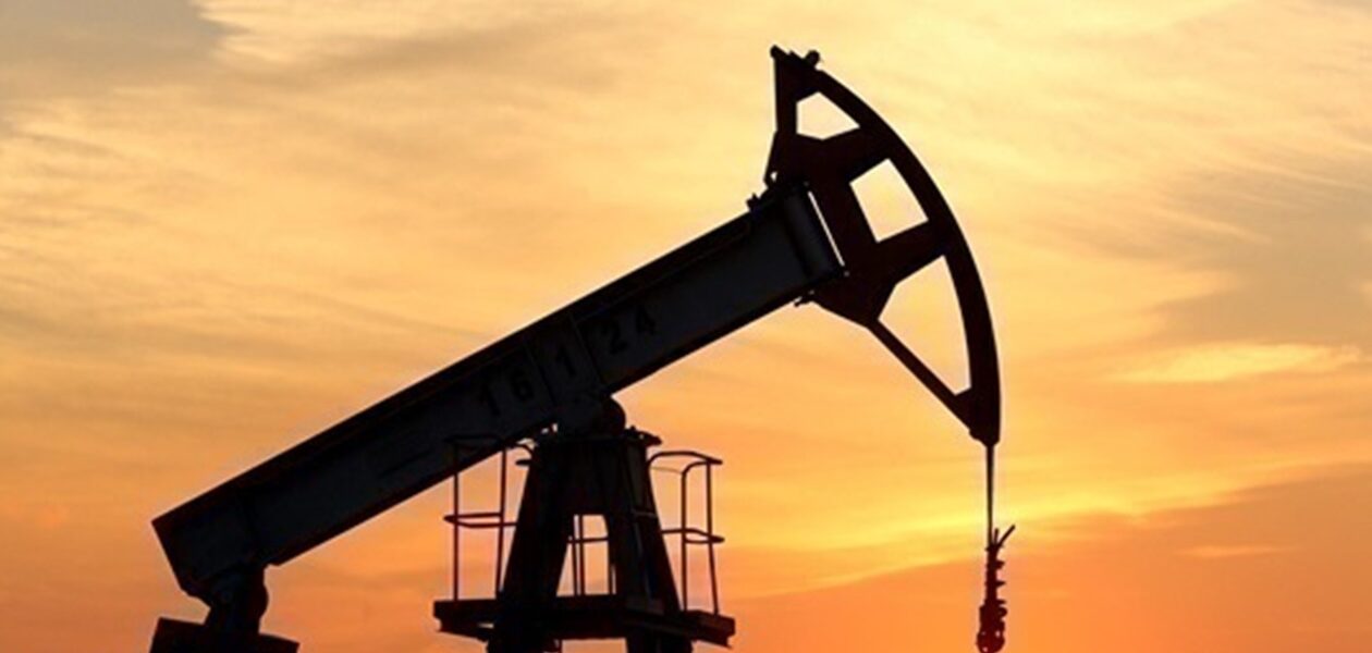Нафта помітно дорожчає попри зростання запасів США