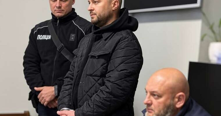 Син прокурора Владислав Паньків, який збив пішохода та втік, вийшов під заставу у 266 тисяч гривень