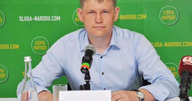 Справа про корупцію на ремонтах у Полтаві: ВАКС стягнув заставу з підрядника у схемі депутата Бражника та підняв її до 5 мільйонів гривень
